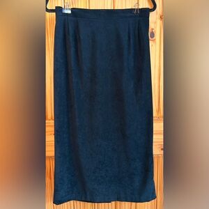 Elegant Suede Black Women's Skirt